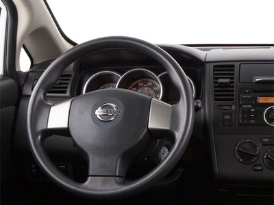 2011 Nissan Versa 1.8 SL