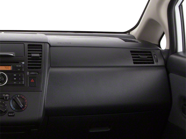 2011 Nissan Versa 1.8 SL