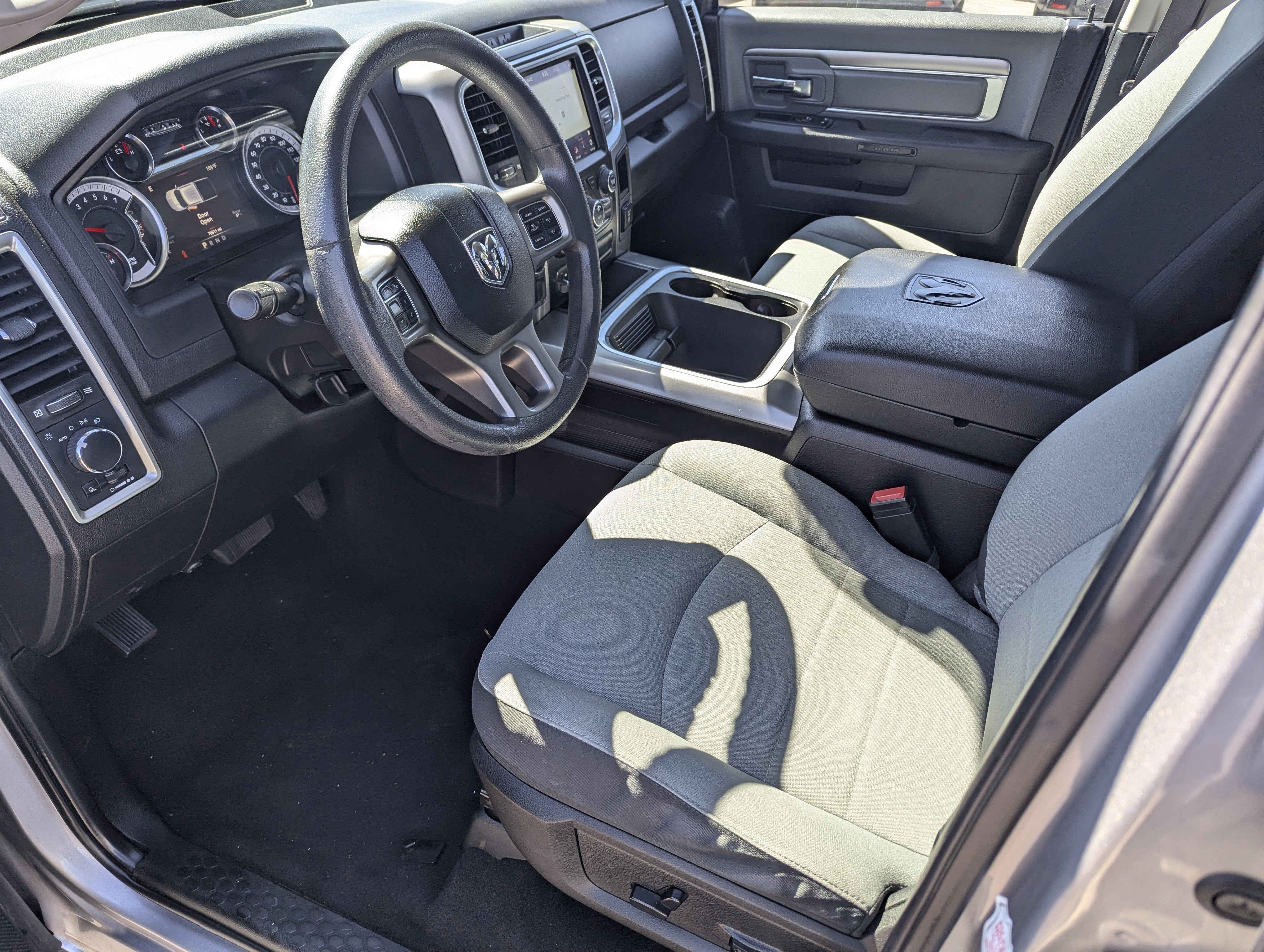 2022 RAM Ram 1500 Classic SLT - Photo 10