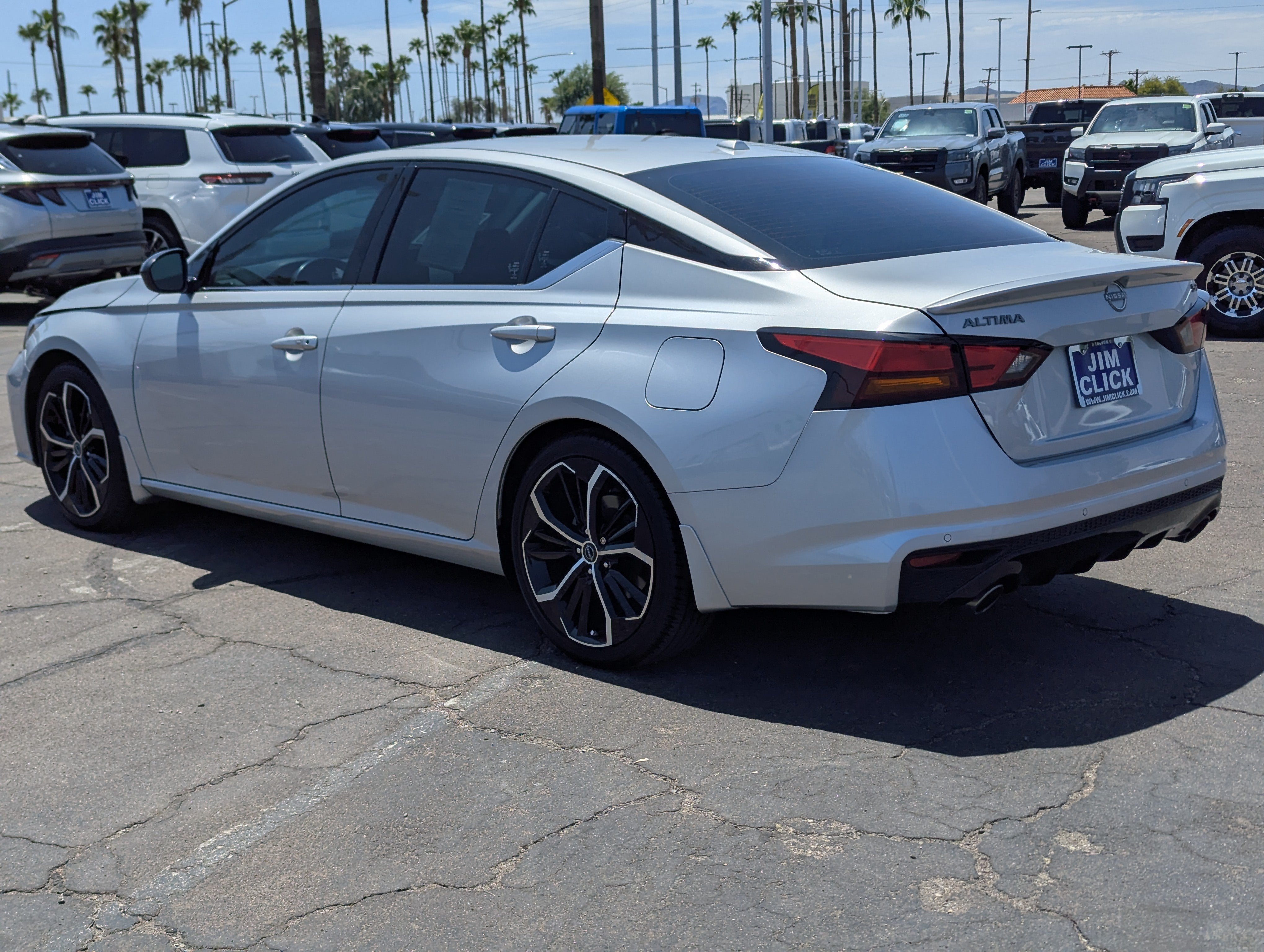 2024 Nissan Altima 2.5 SR
