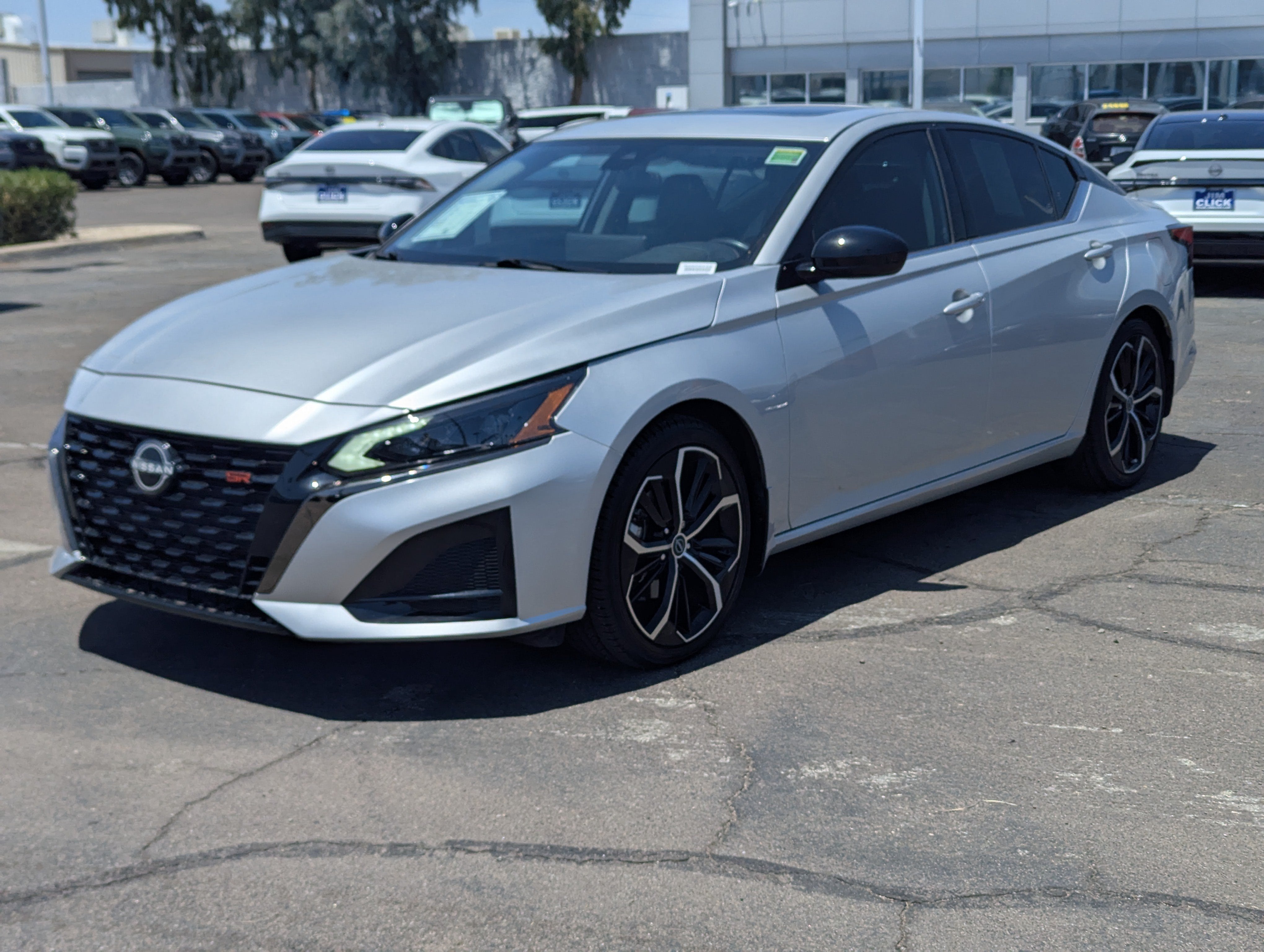 2024 Nissan Altima 2.5 SR
