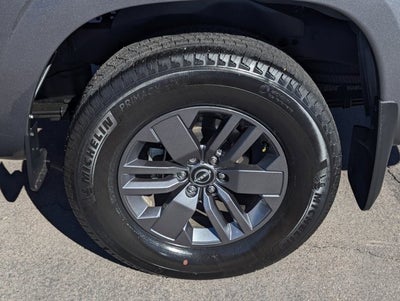 2025 Nissan Frontier SV