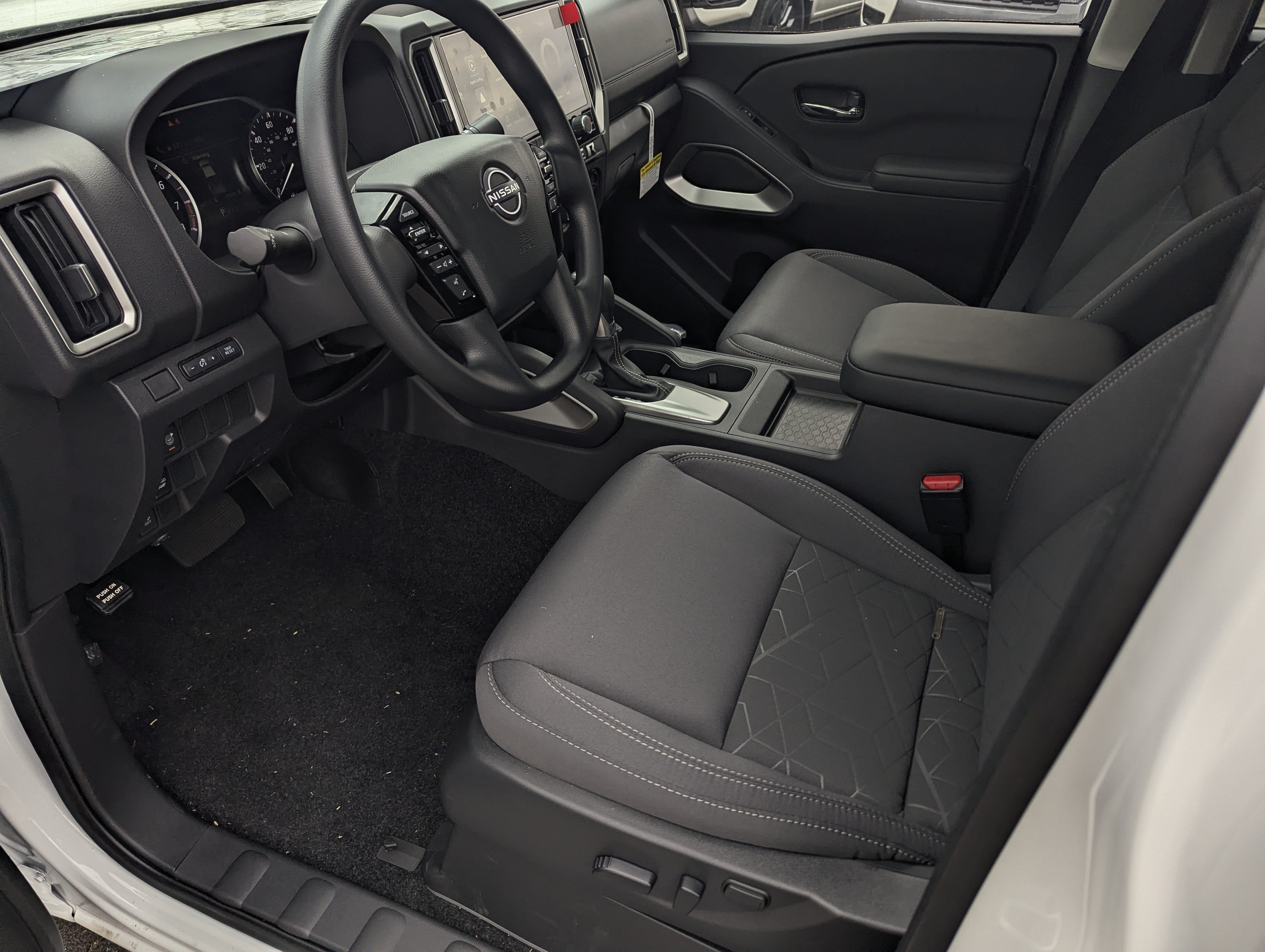2027 Nissan Frontier SV