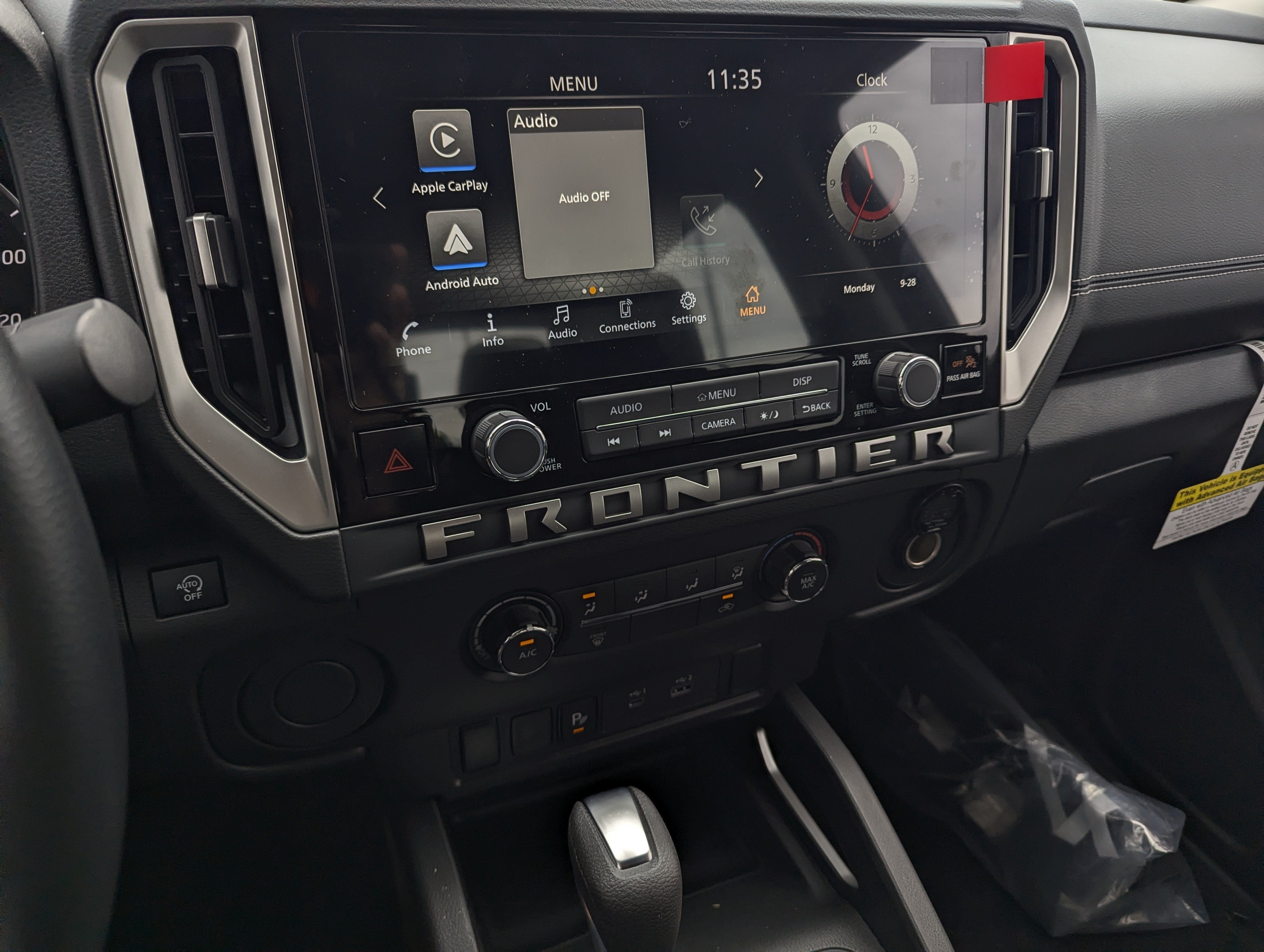 2027 Nissan Frontier SV