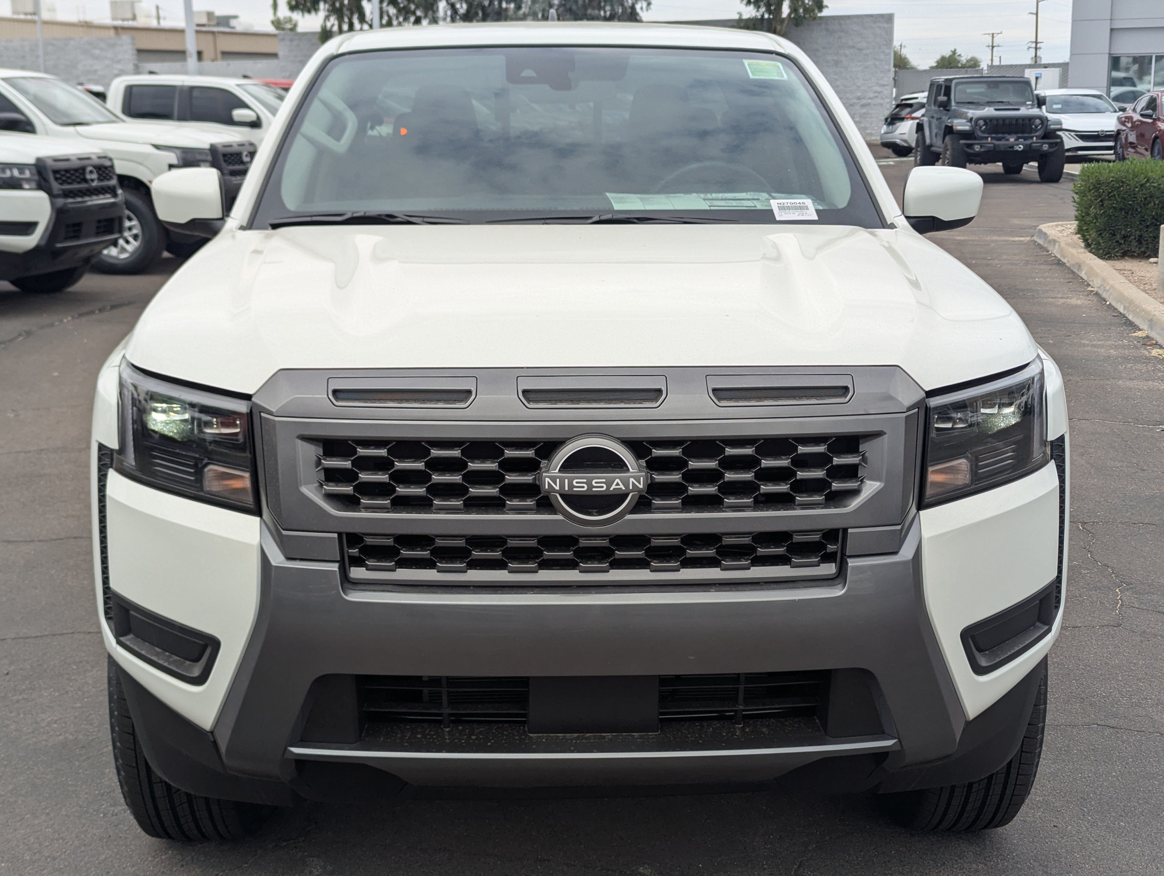2027 Nissan Frontier SV