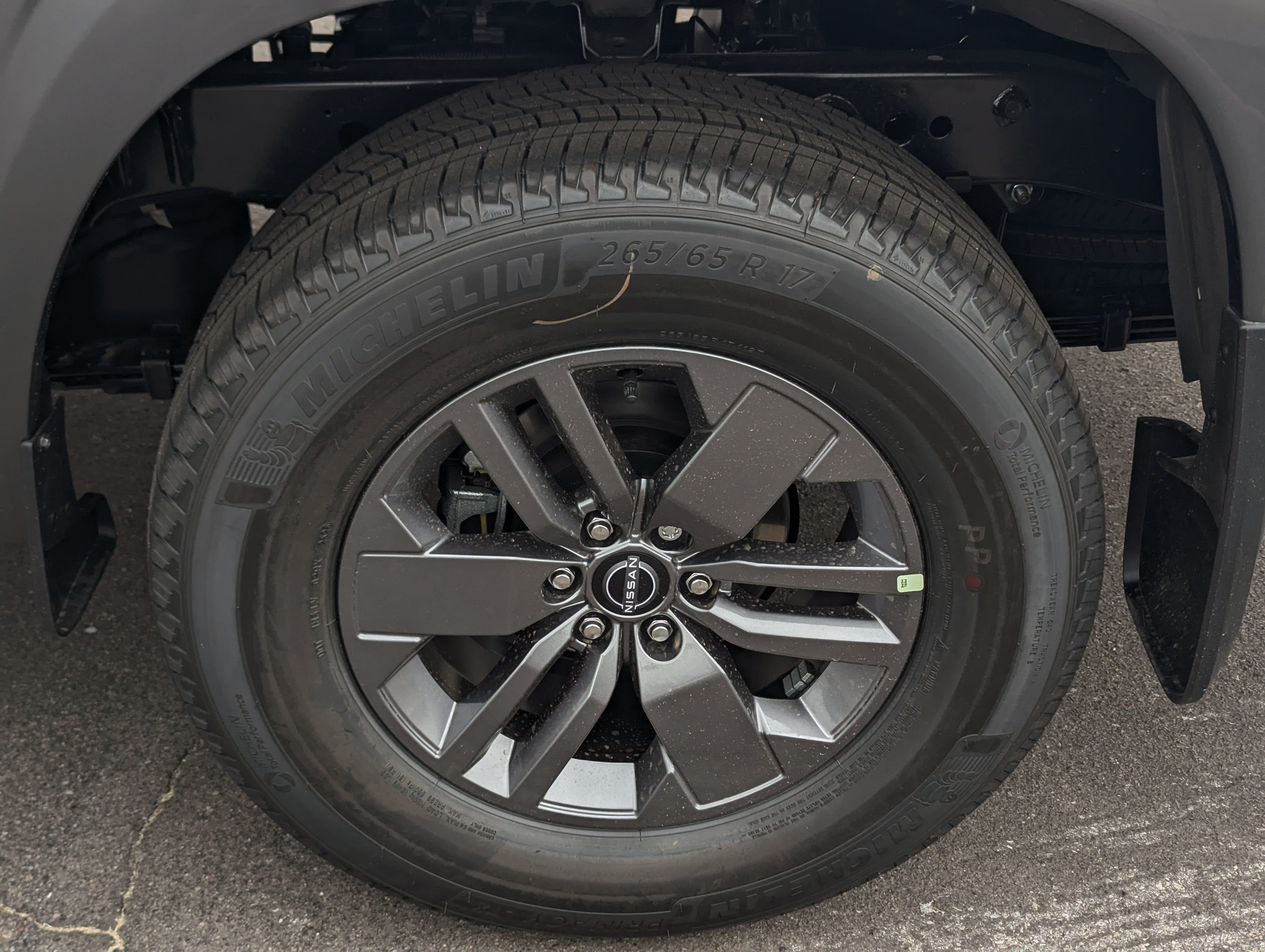 2027 Nissan Frontier SV