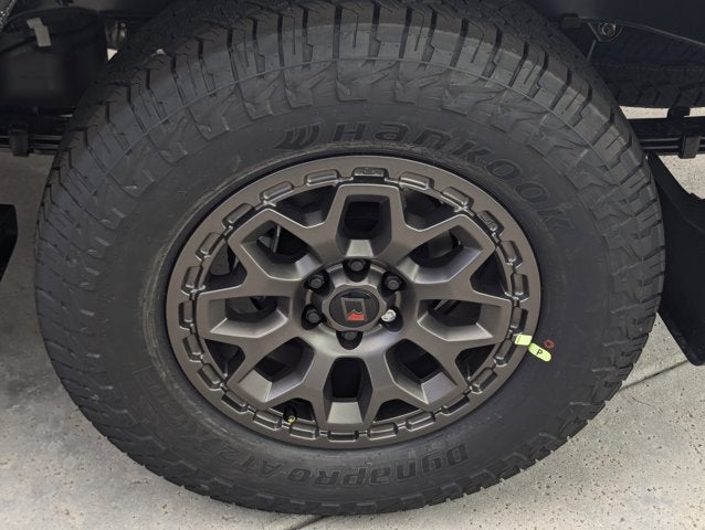 2026 Nissan Frontier PRO-4X w/R Package