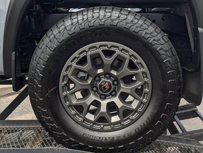 2026 Nissan Frontier PRO-4X w/R Package