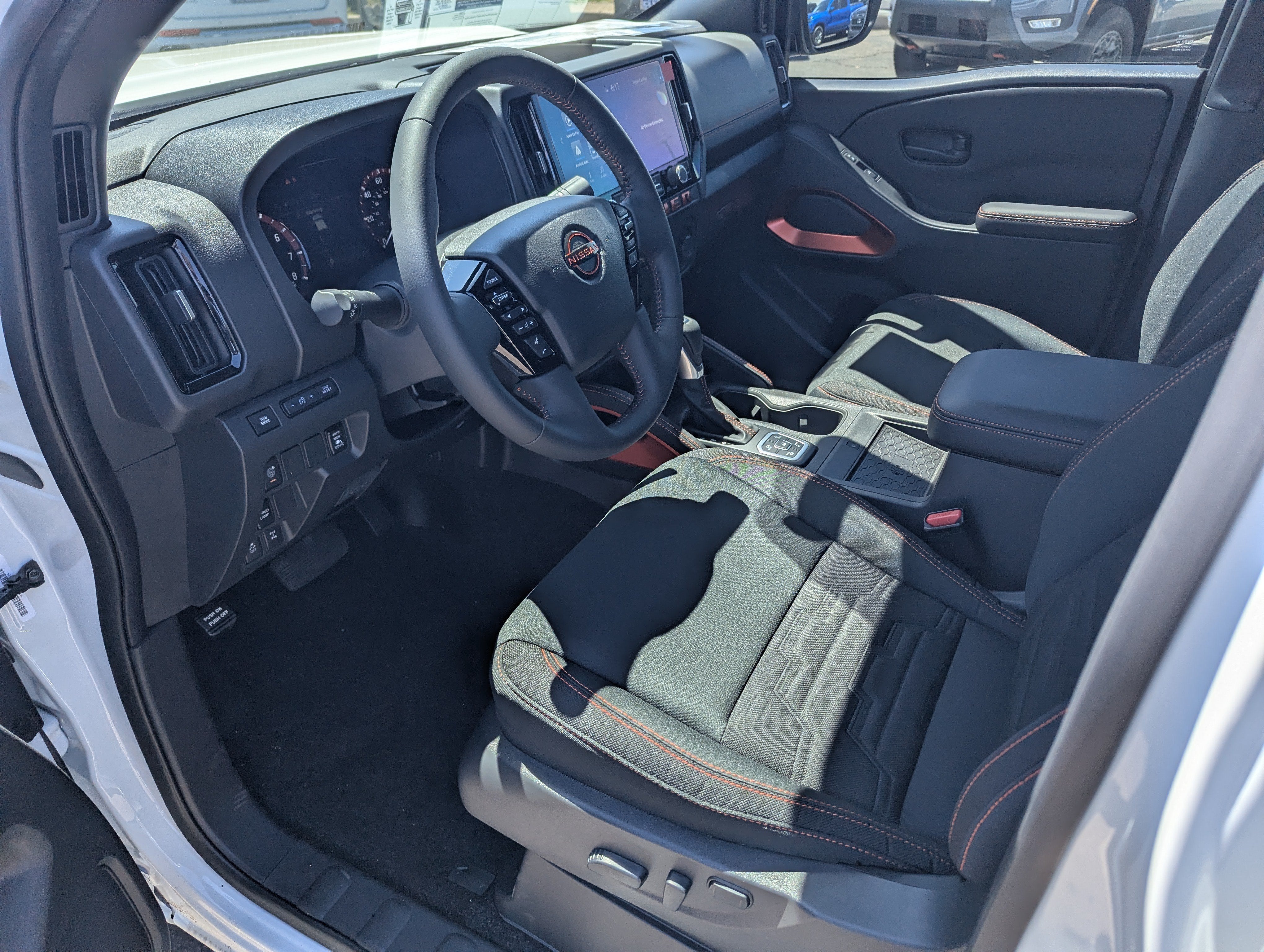 2026 Nissan Frontier PRO-4X w/R Package