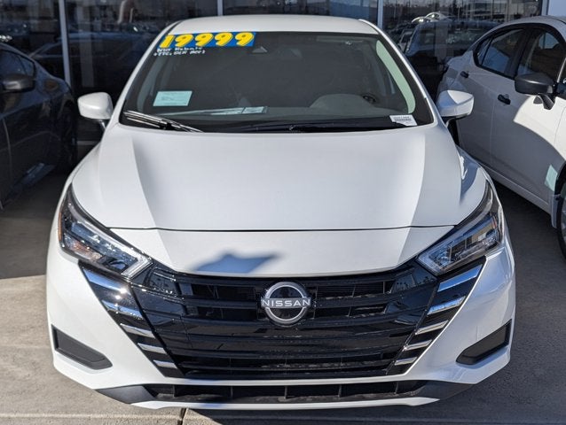 2025 Nissan Versa SV