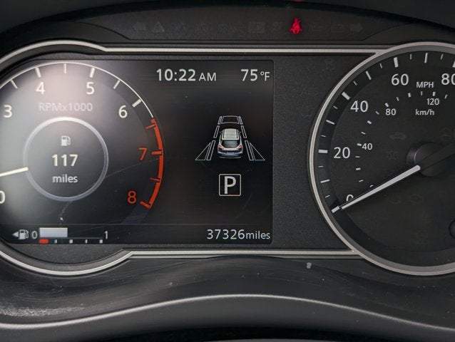 2020 Nissan Kicks SR