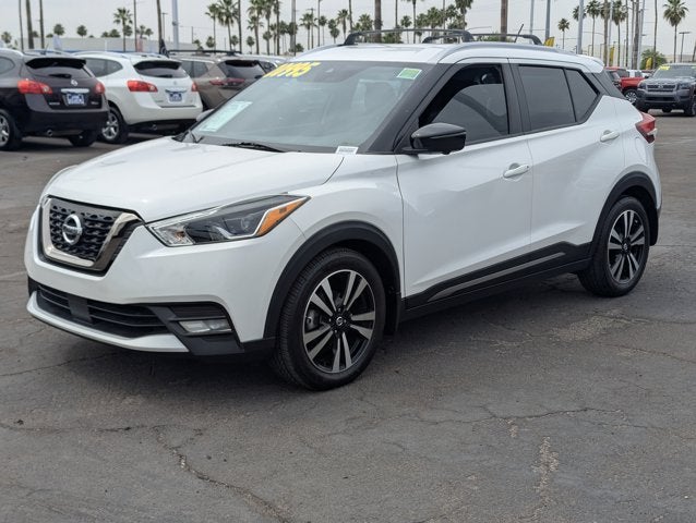 2020 Nissan Kicks SR