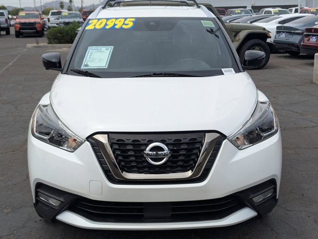 2020 Nissan Kicks SR
