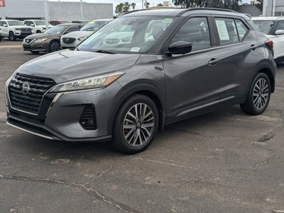 2021 Nissan Kicks SR