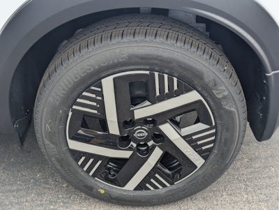 2027 Nissan Kicks SV