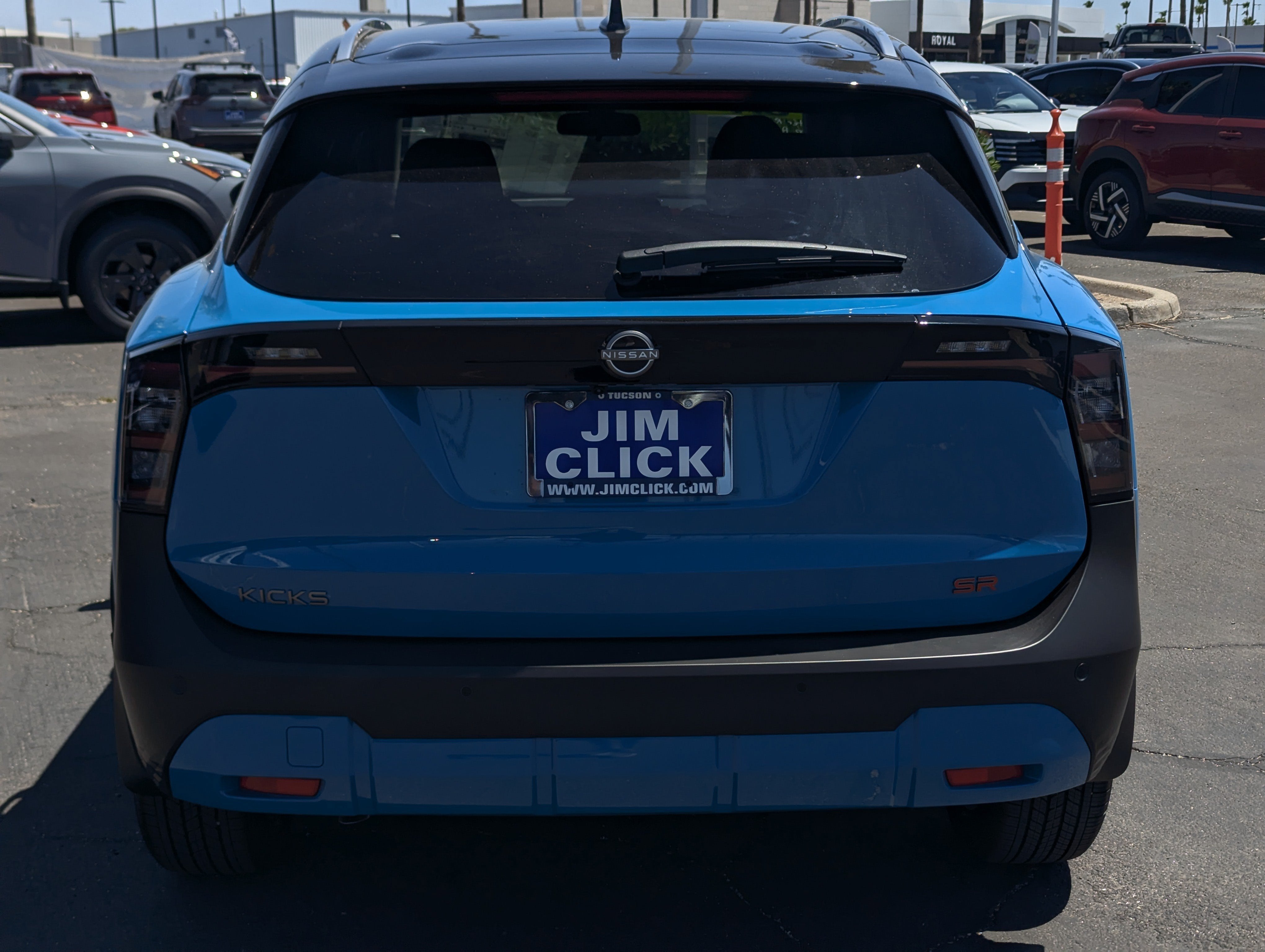 2026 Nissan Kicks SR