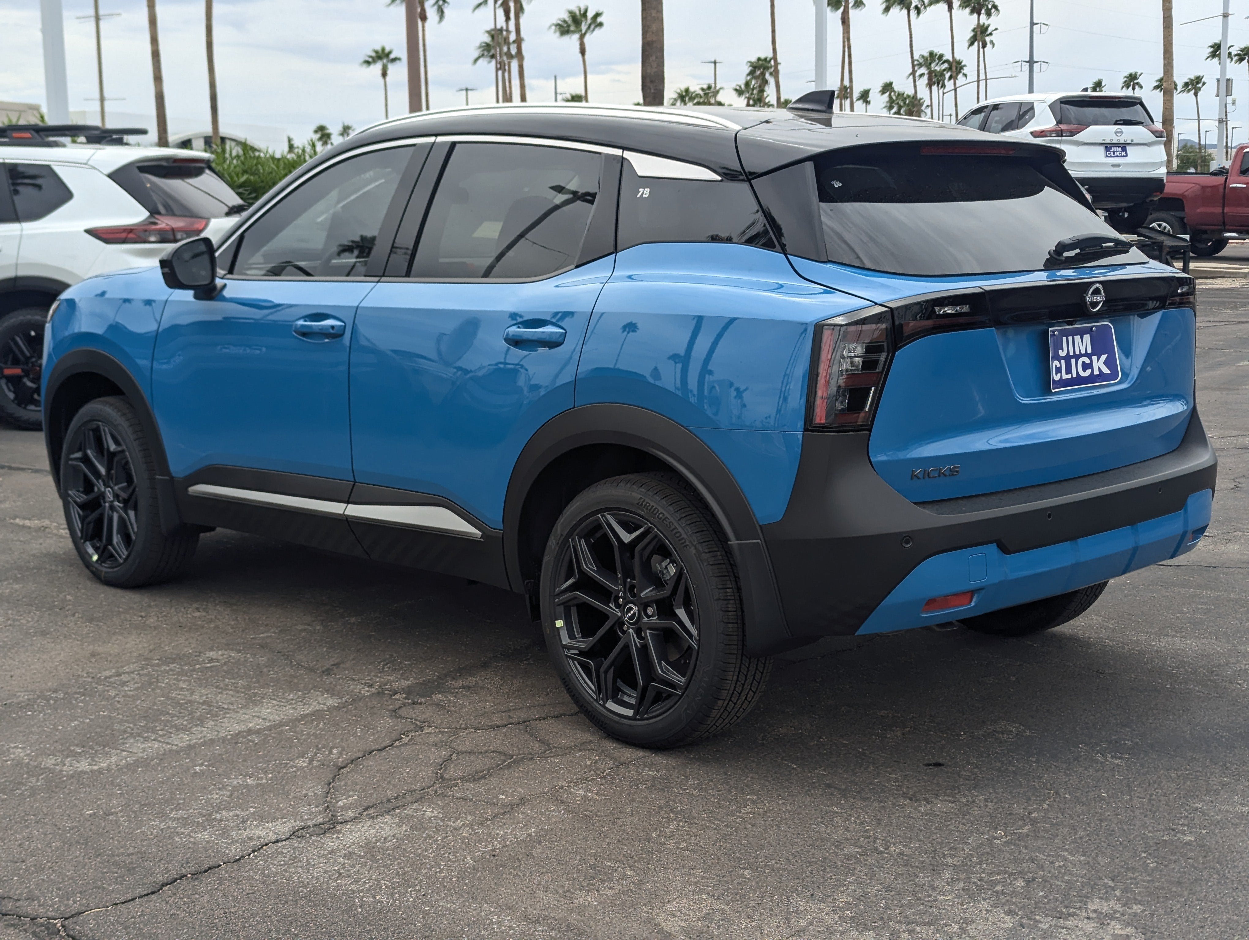 2027 Nissan Kicks SR