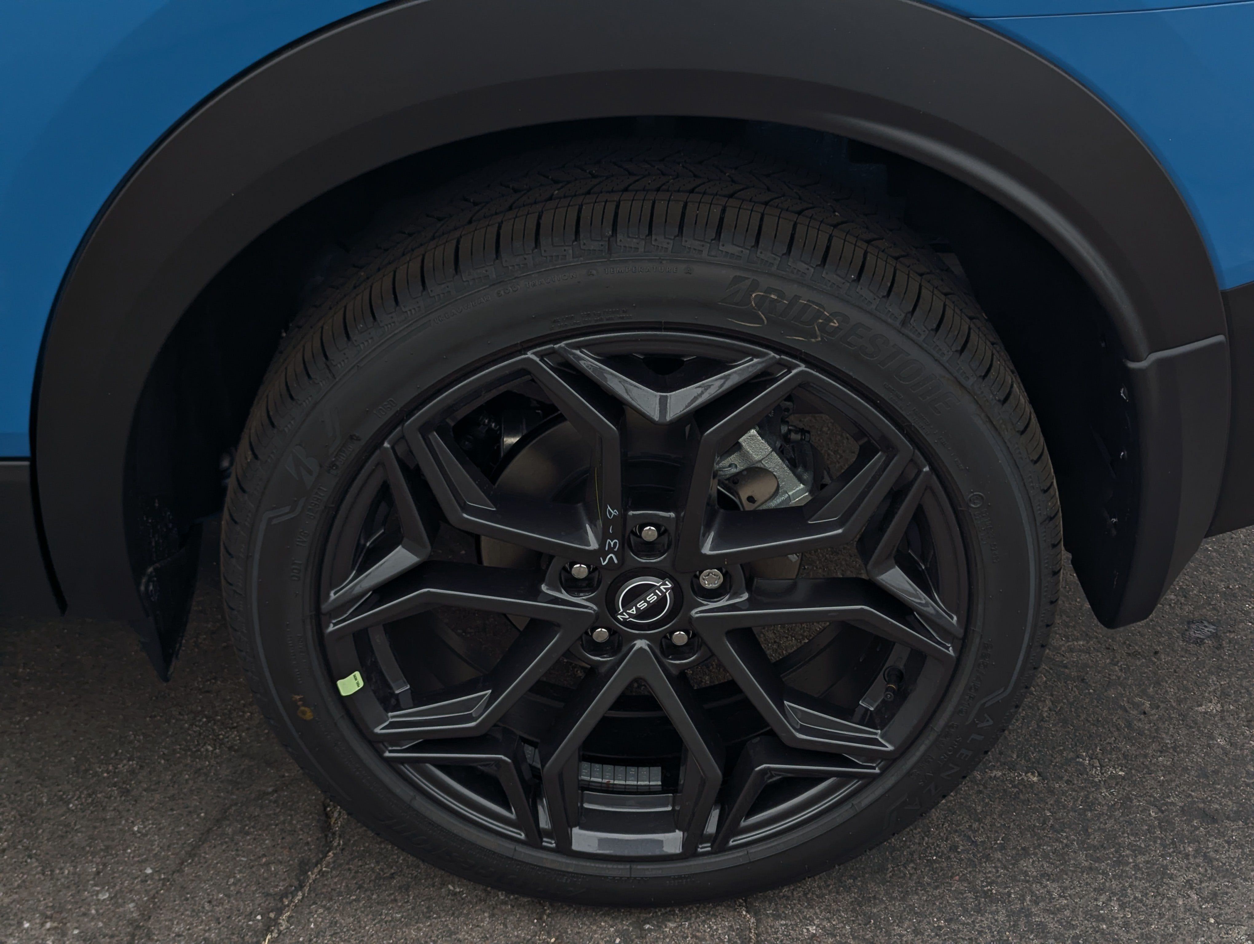 2027 Nissan Kicks SR