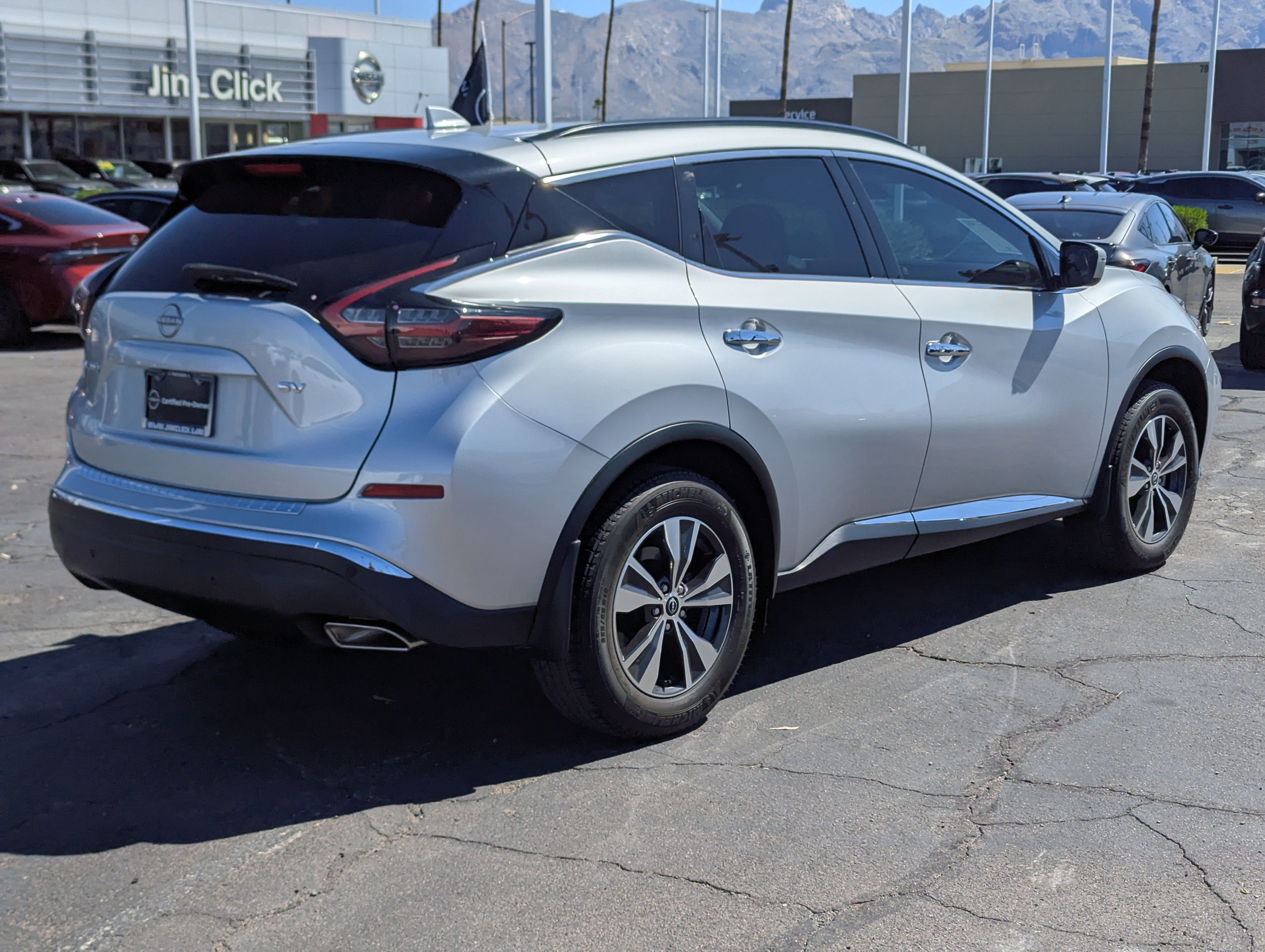 2023 Nissan Murano SV