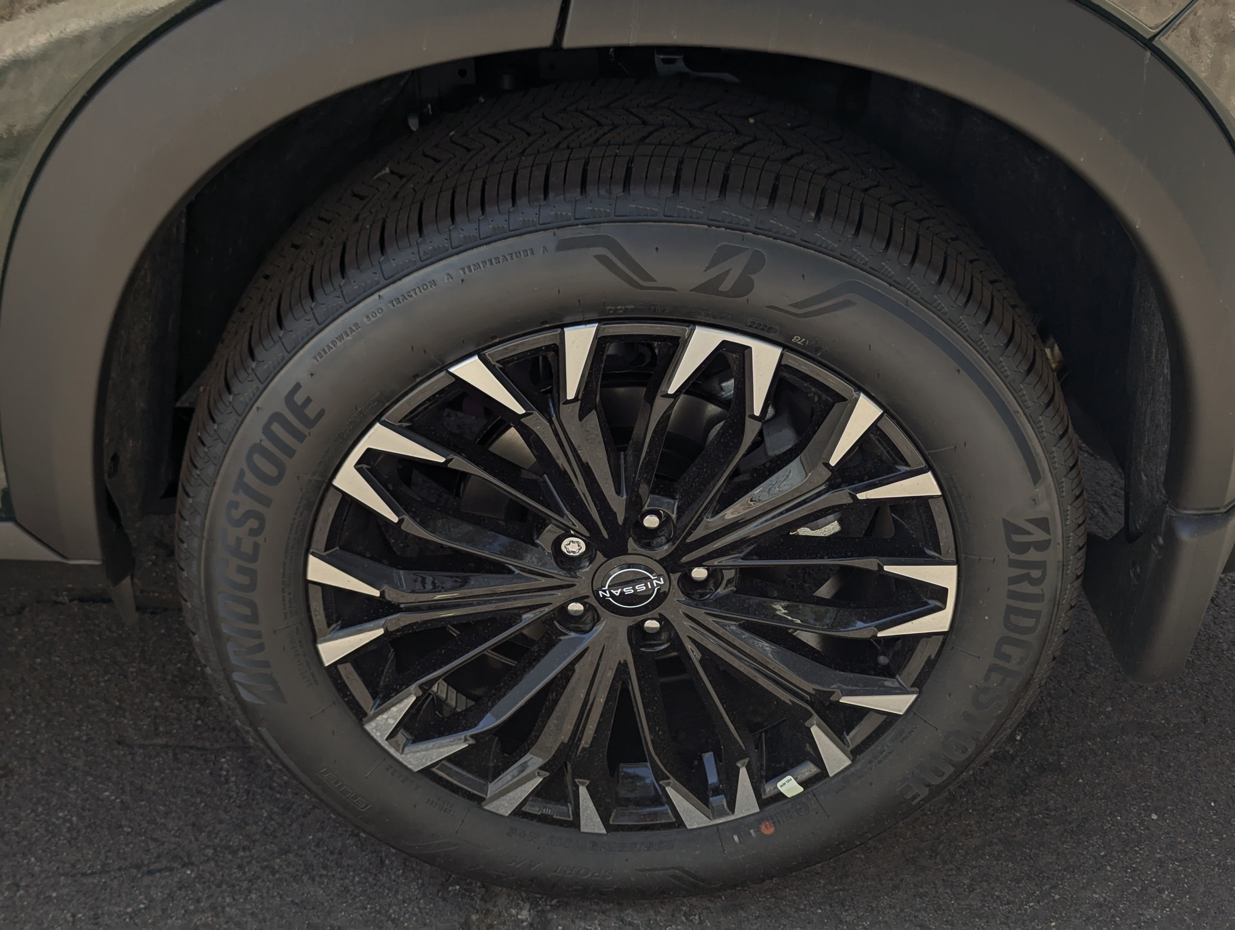 2026 Nissan Rogue Dark Armor