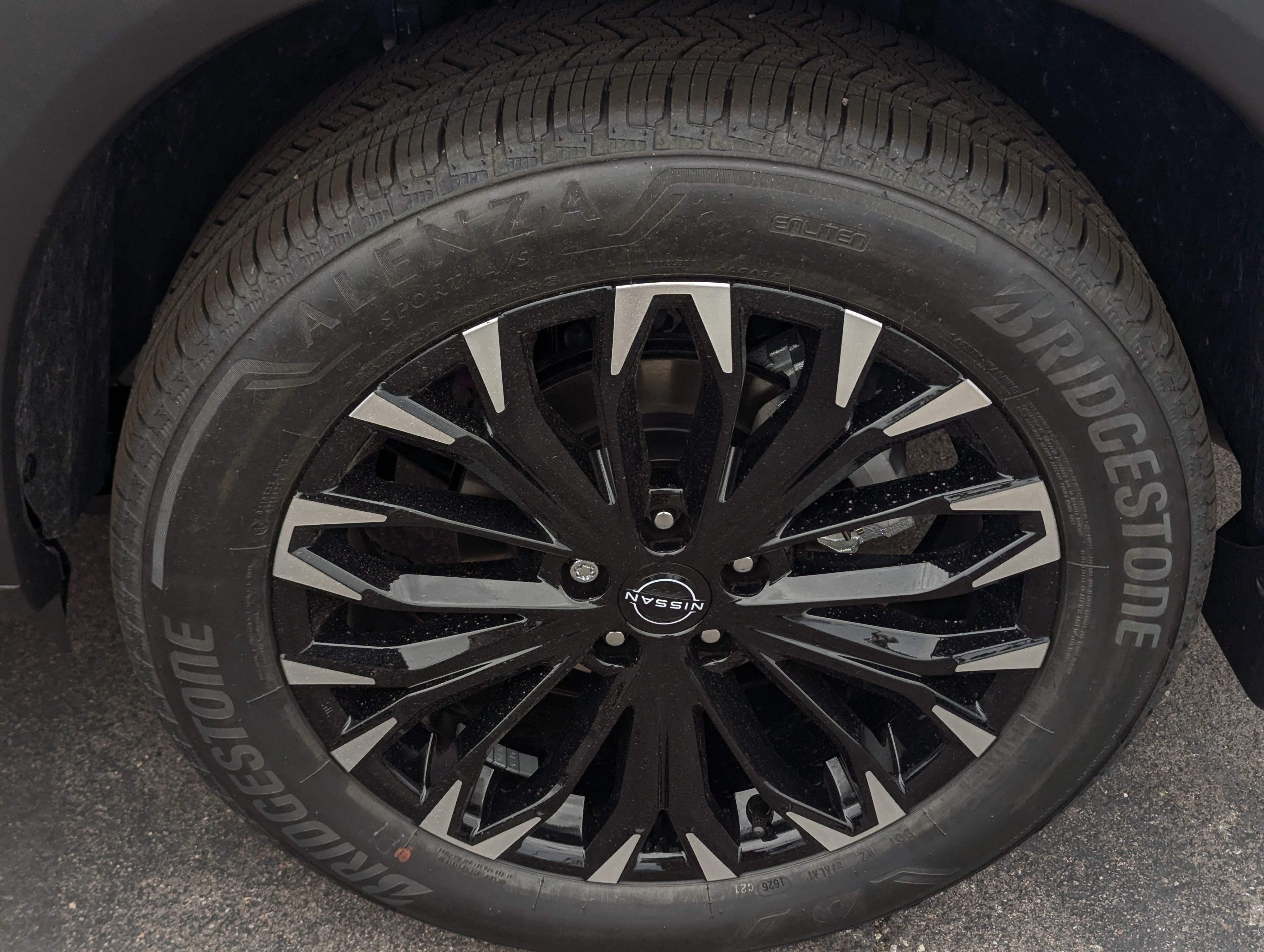2026 Nissan Rogue Dark Armor