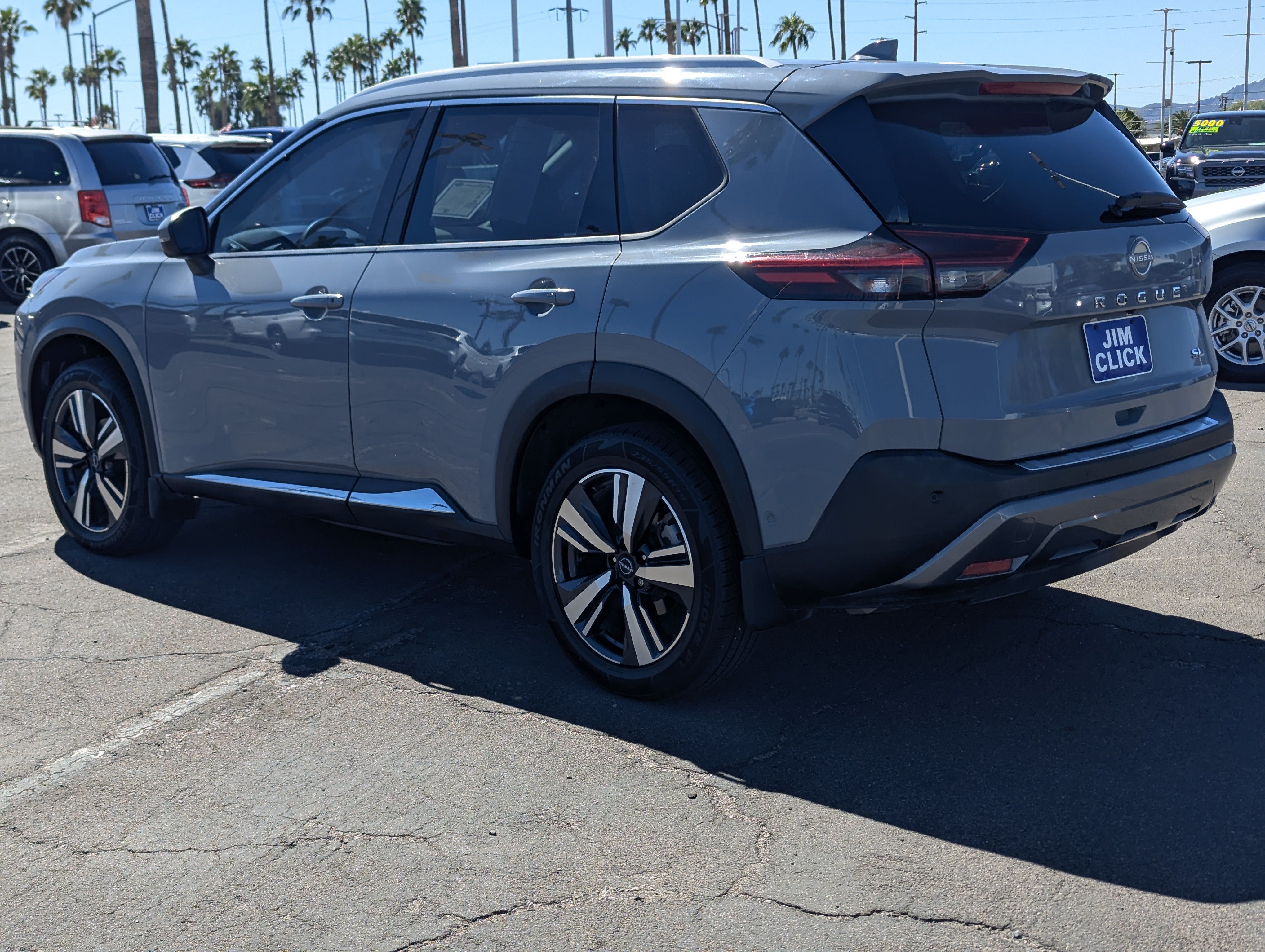2022 Nissan Rogue SL