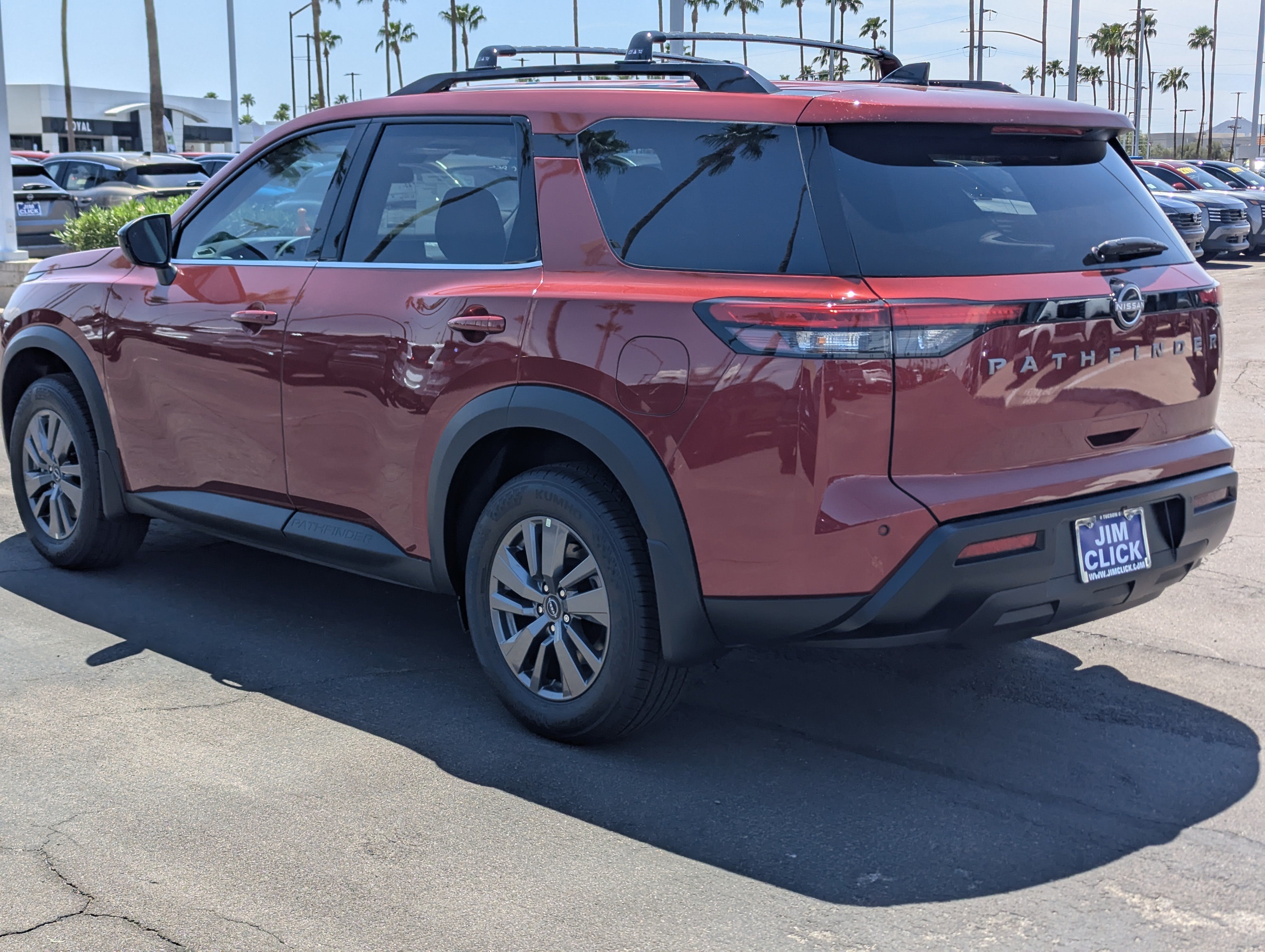 2026 Nissan Pathfinder SV