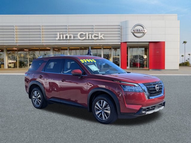 2024 Nissan Pathfinder SL