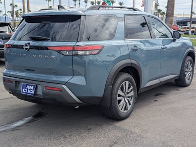 2026 Nissan Pathfinder SL