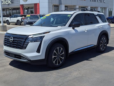 2026 Nissan Pathfinder Platinum