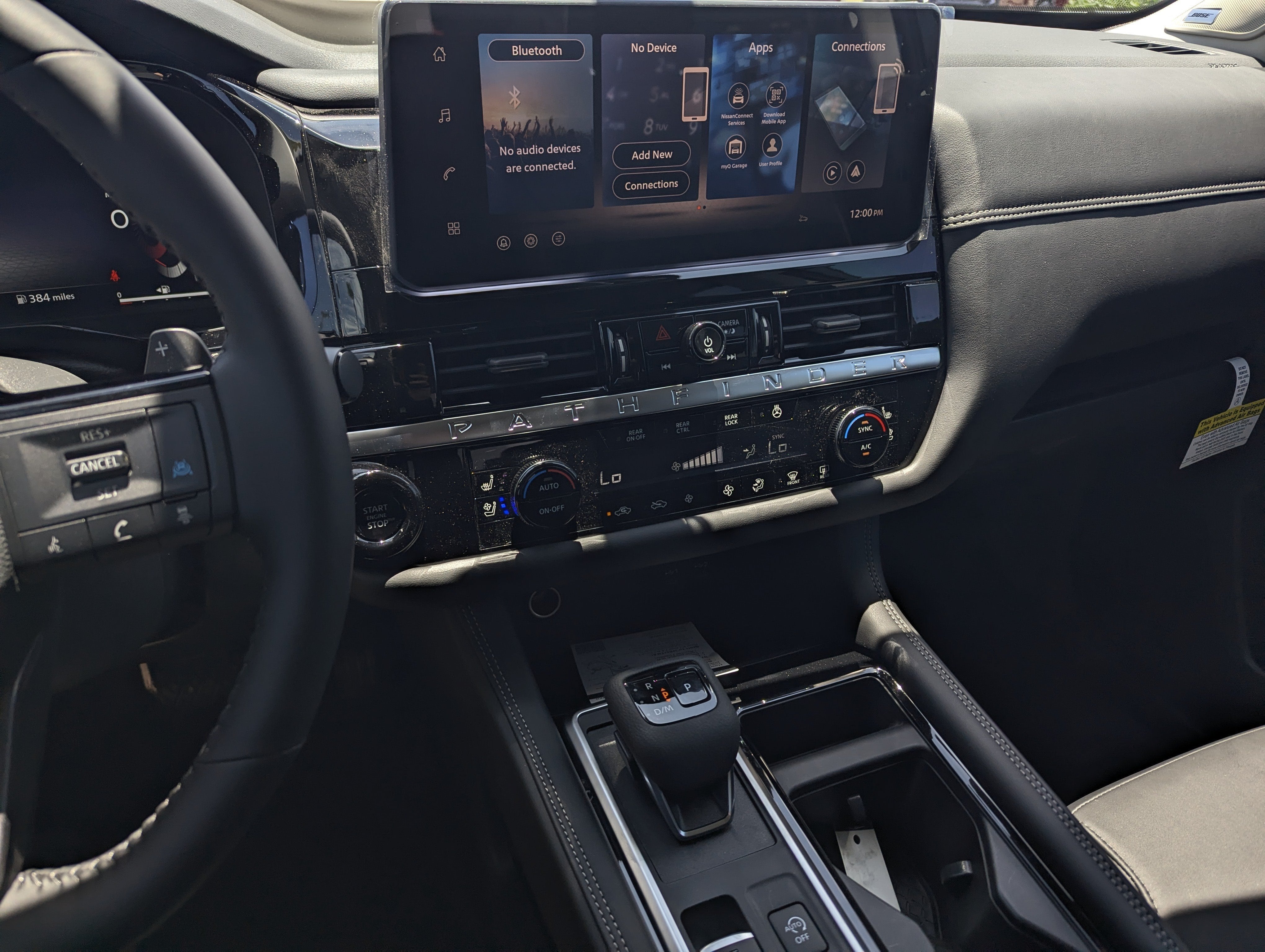 2026 Nissan Pathfinder Platinum