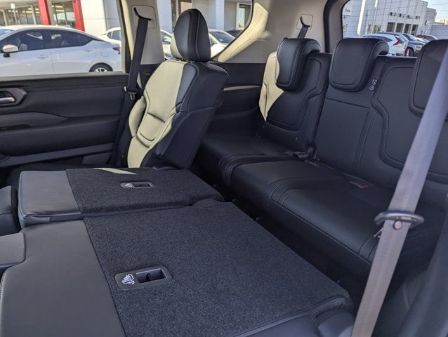 2026 Nissan Armada SV