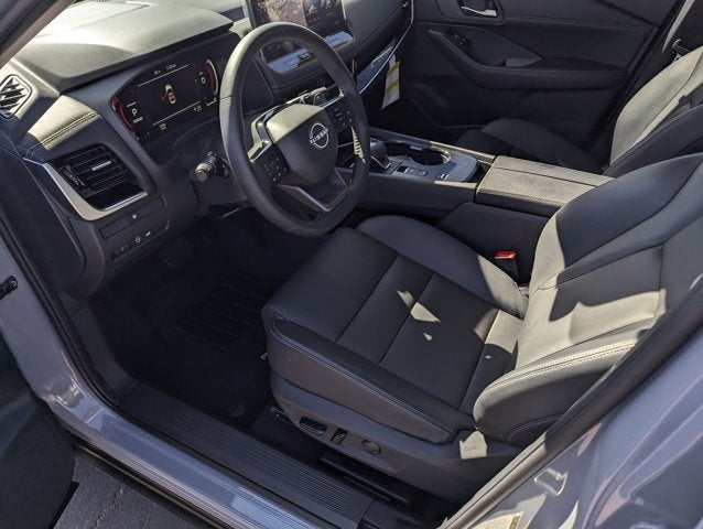 2025 Nissan Rogue SL